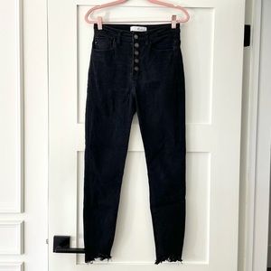 Black Button Front Skinny Jeans!